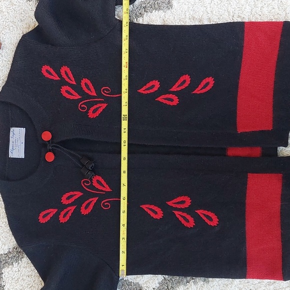 Alpaca Style Wool Cardigan Sweater Red & Black Size Med - Picture 4 of 5